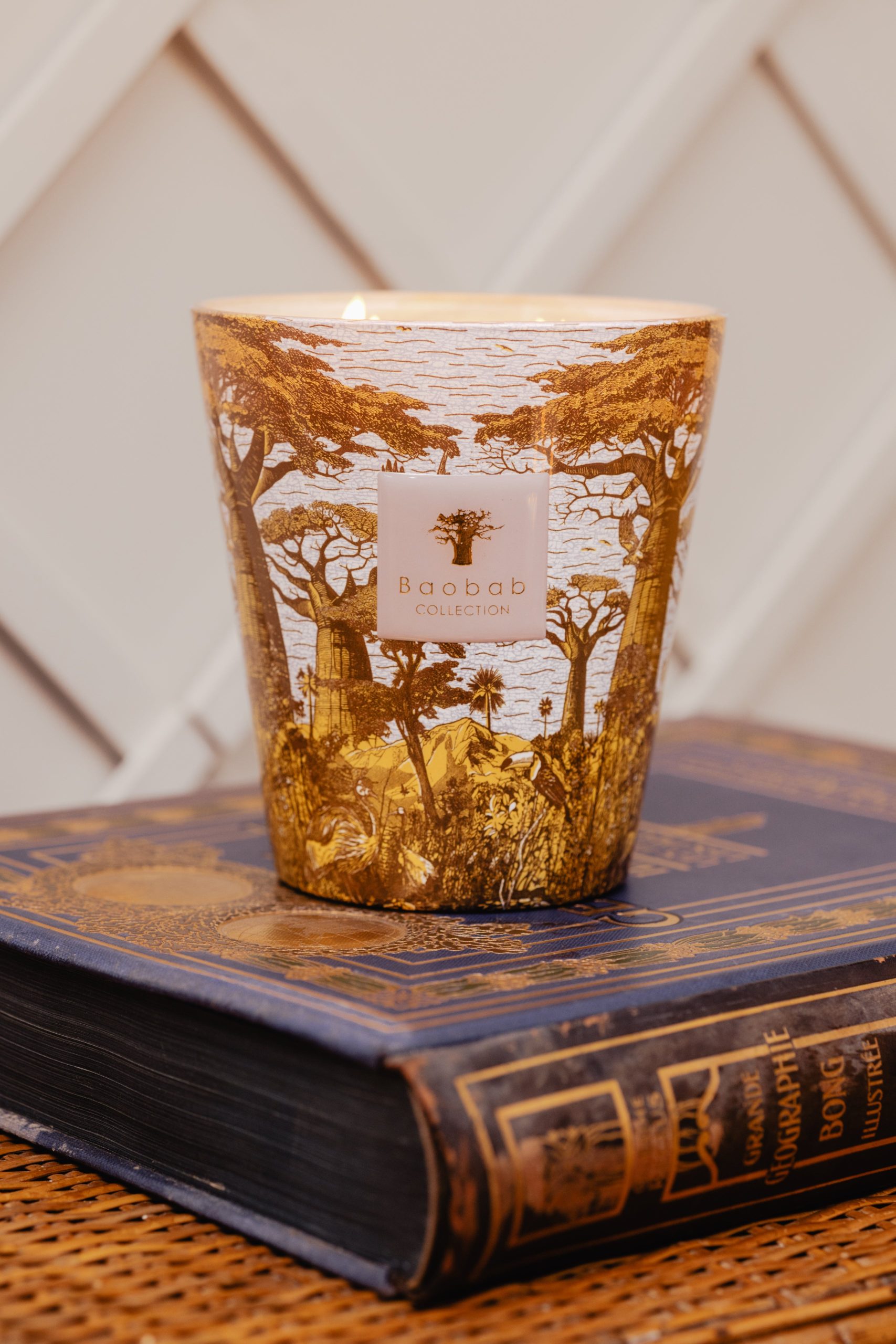 SCENTED CANDLE SACRED TREES BOUNKANI