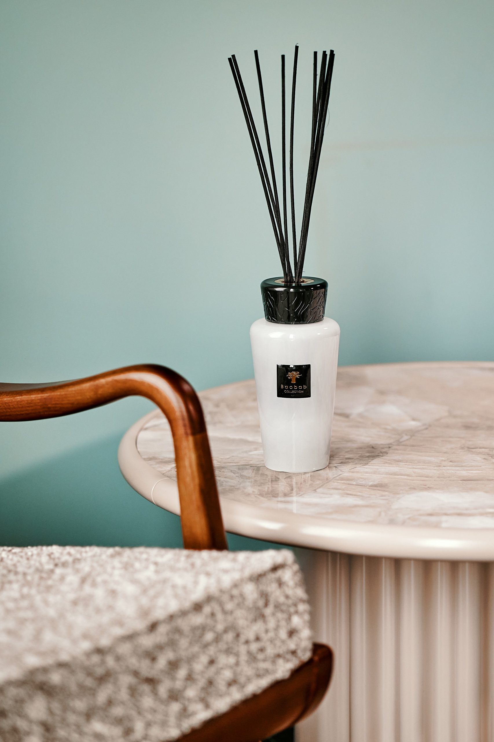 DIFFUSER LES PRESTIGIEUSES PIERRE DE LUNE